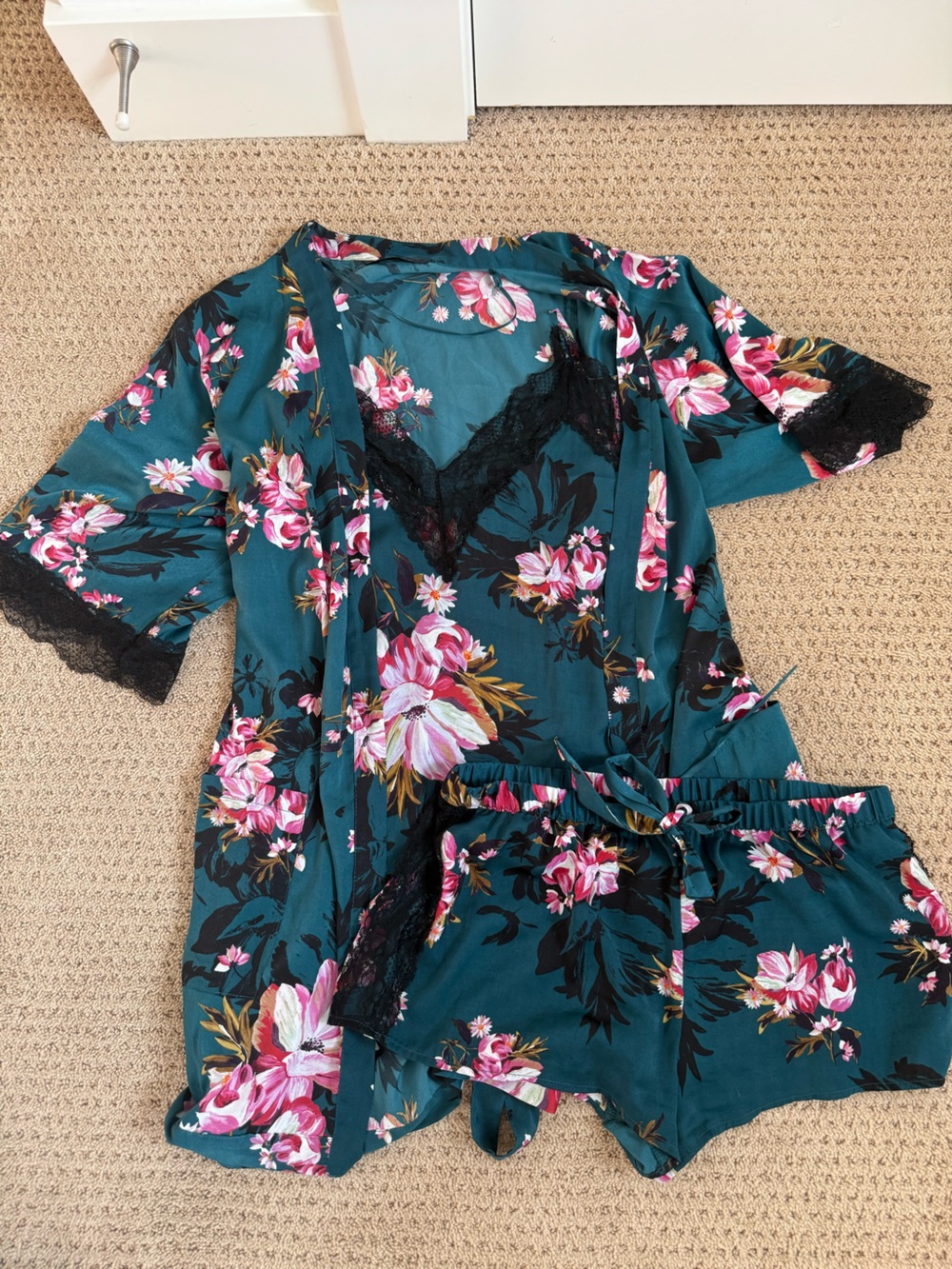 Secret Possessions Teal Floral Lace-Trim PJ Set w Robe